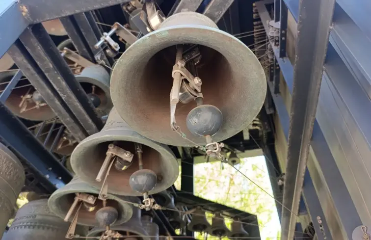 Conjunto de sinos pequenos do carrilhão